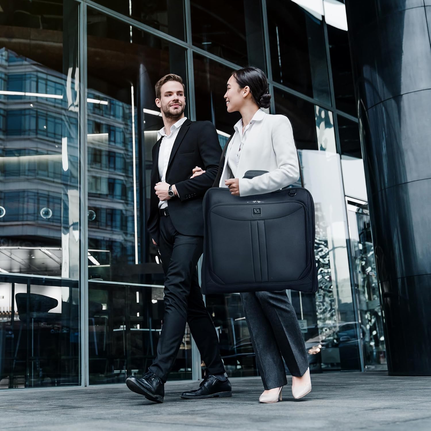 ZEGUR Premium Suit Garment Bag Carry On - Hangs 4 Suits - Travel & Business with Shoulder Strap and Laptop Compartment - Image 2