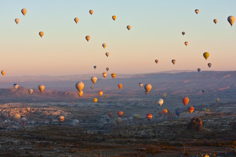 Hidden Gems: Uncover the Best Tourist Spots Off the Beaten Path