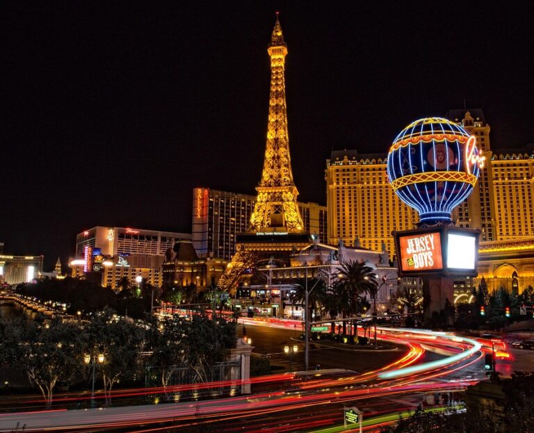 “Dream Getaways for Less: Your Guide to Hotel Discounts”